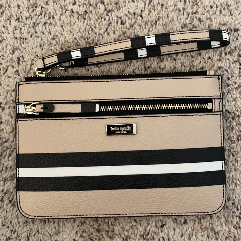 Kate Spade Wristlet Wallet